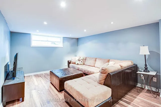 Additional image 27 of 218 Bogert Ave