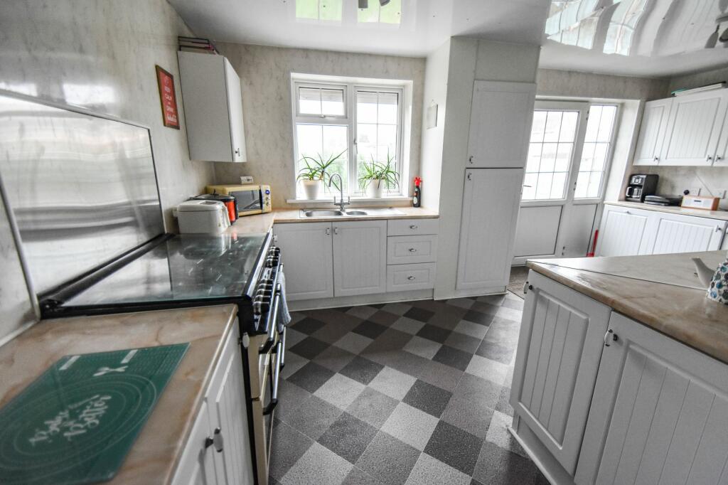 Additional image 6 of Chadderton Drive, Bury, BL9