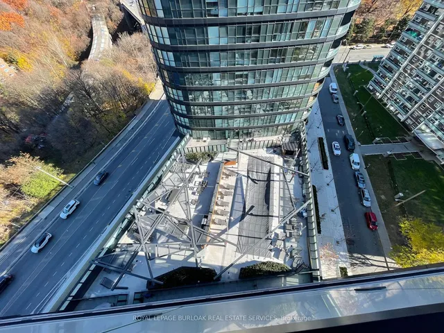 Additional image 19 of 575 Bloor St Unit 1406