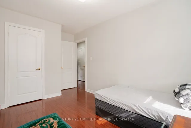 Additional image 31 of 7 Berringer Grve