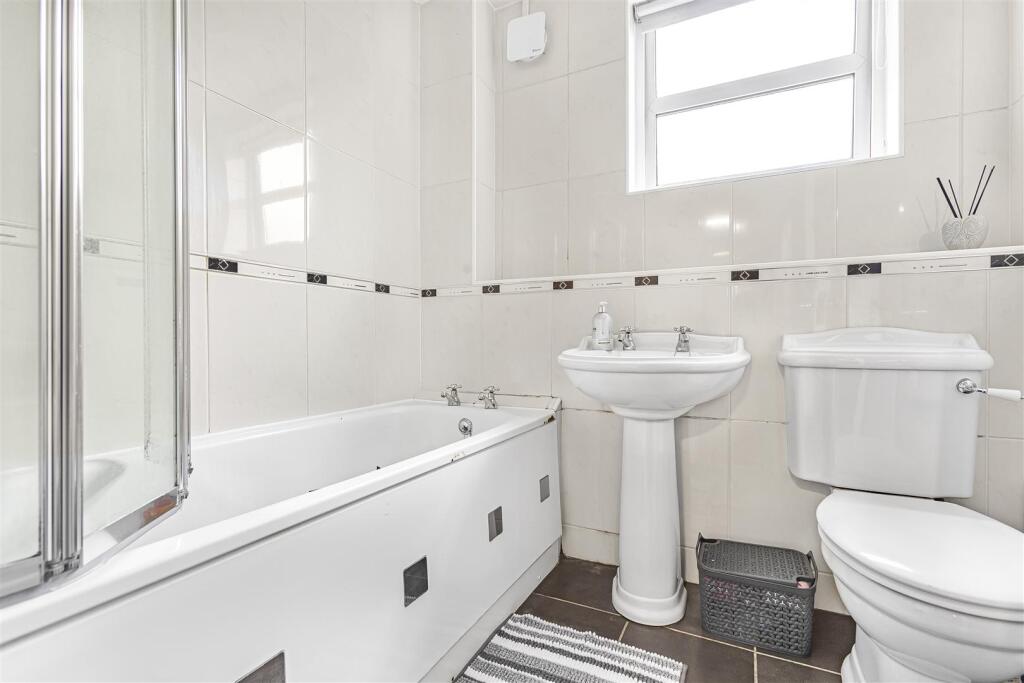 Additional image 12 of Guessens Grove, Welwyn Garden City