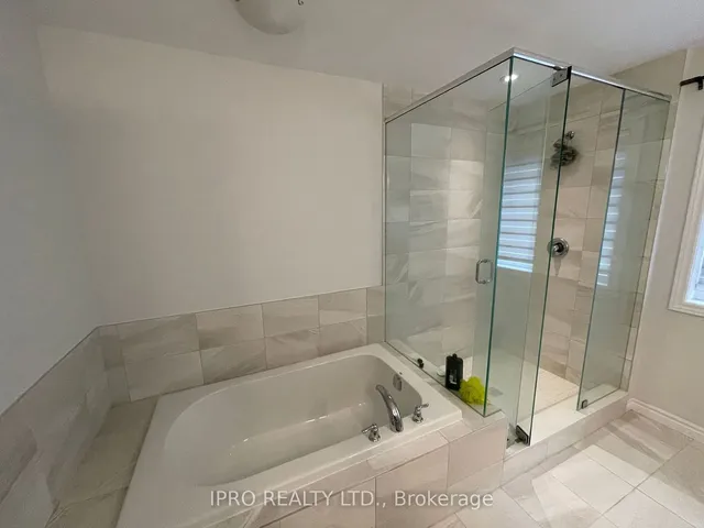 Additional image 20 of 516 Doonwoods Cres