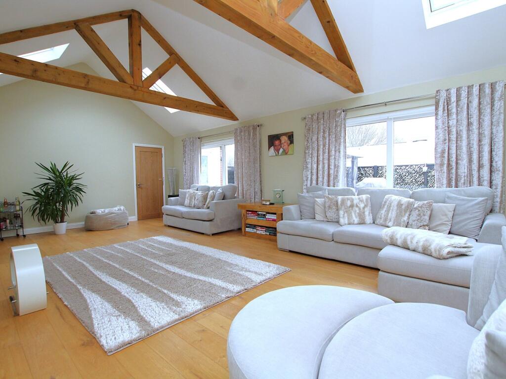 Additional image 16 of Pergin Crescent, Poole, BH17