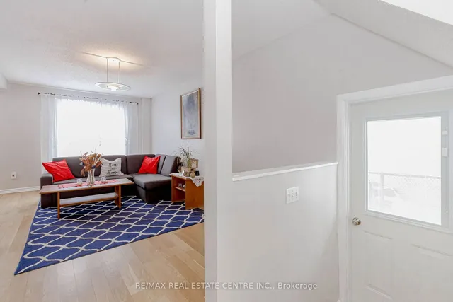 Additional image 10 of 4155 Dursley Cres