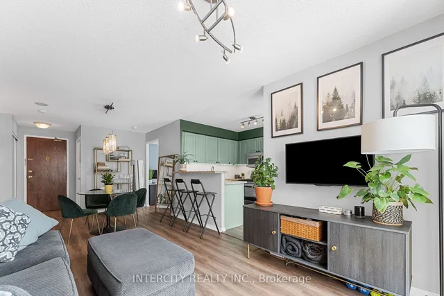 Additional image 19 of 17 Michael Power Pl Unit 413