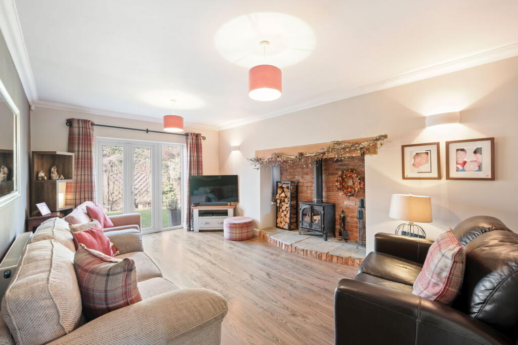 Additional image 2 of Wildmoor Lane, Catshill, Bromsgrove, B61 0NT