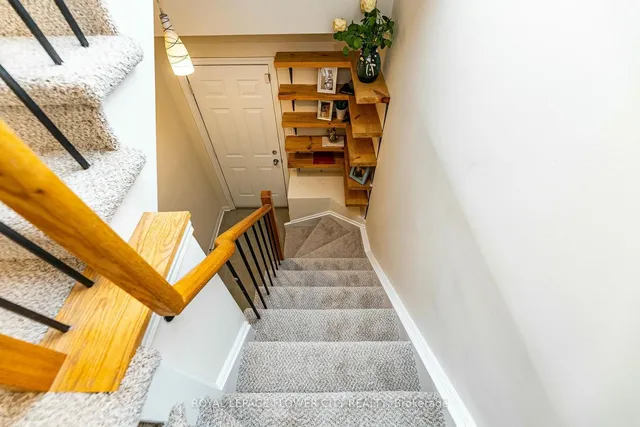 Additional image 10 of 11 Niagara St Unit 14