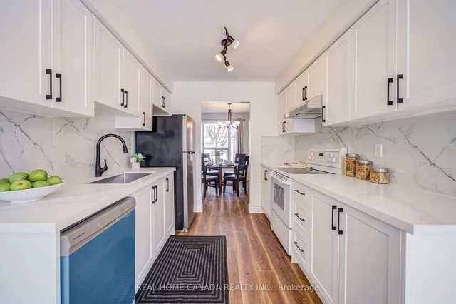 Additional image 10 of 21 Hallen Rd