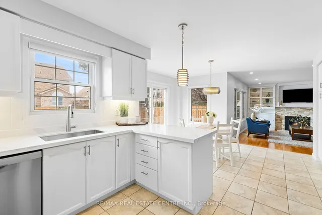 Additional image 10 of 2112 Berwick Dr