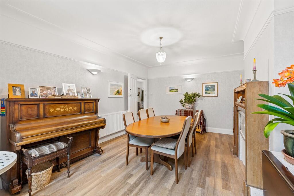 Additional image 15 of Park Avenue, Hove