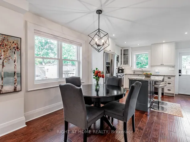 Additional image 8 of 98 Douglas Ave