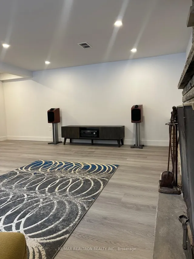 Additional image 26 of 66 Claywood Rd