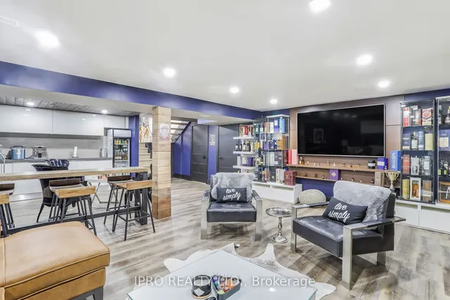 Additional image 24 of 3484 Riverspray Cres