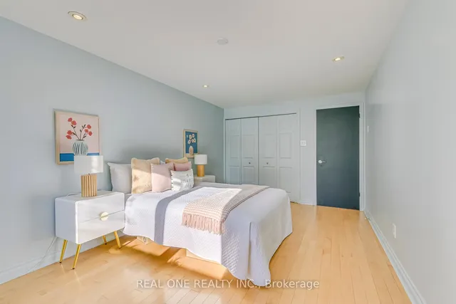 Additional image 24 of 2201 All Saints Cres