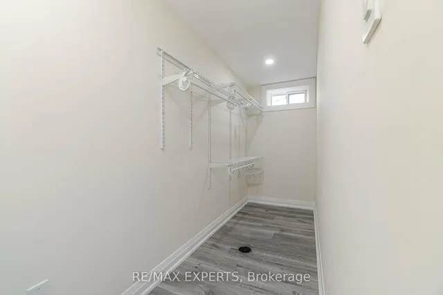 Additional image 39 of 154 Sheldon Ave