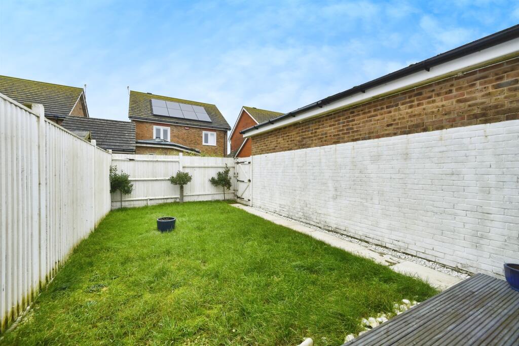 Additional image 17 of Roundhouse Crescent, Peacehaven