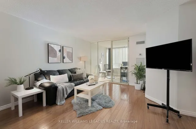 Additional image 11 of 7 Bishop Ave Unit 1203