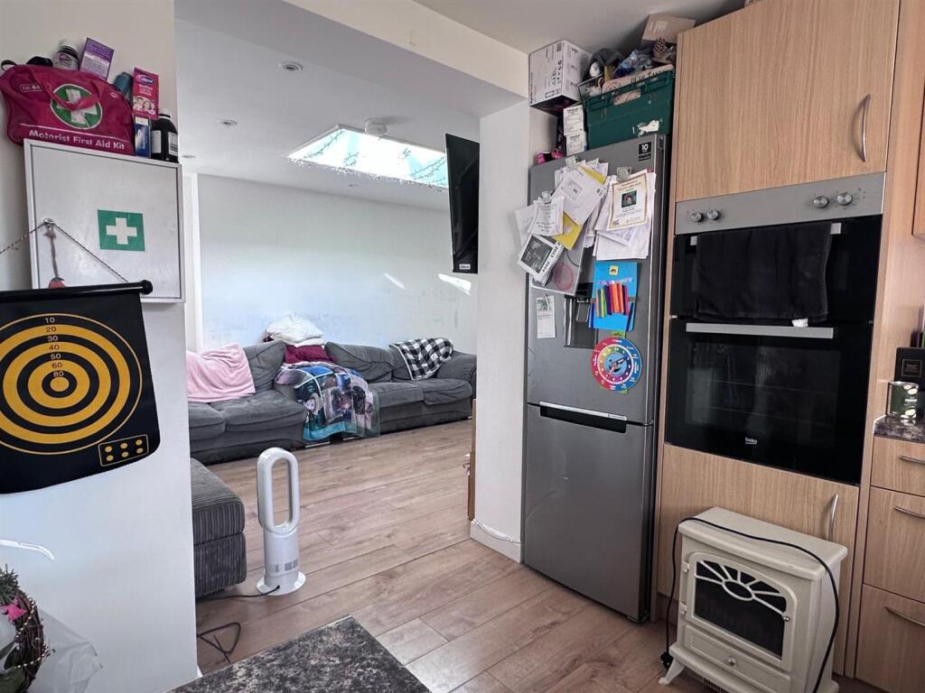 Additional image 20 of Hodcombe Close, Eastbourne