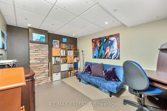 Additional image 34 of 20 Concorde Dr