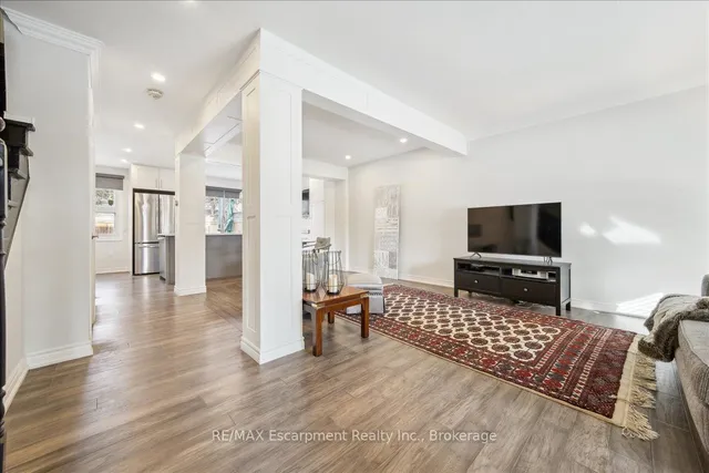 Additional image 6 of 779 Hyde Rd