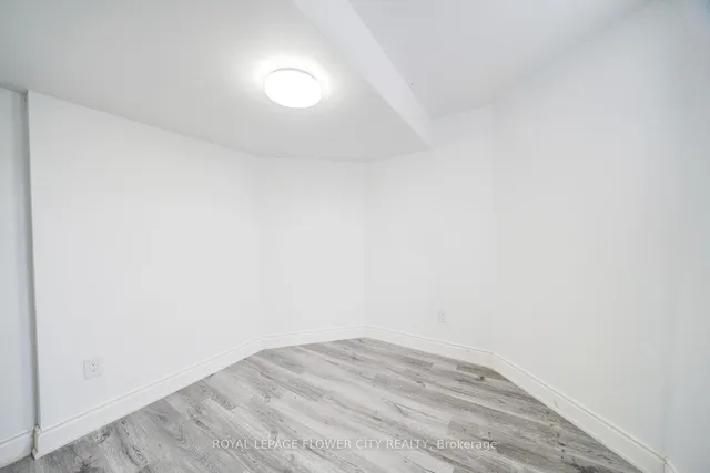 Additional image 39 of 1 Bayridge Dr