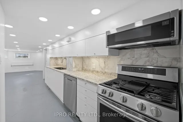 Additional image 39 of 15 Macdonell Ave