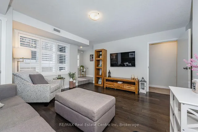 Additional image 11 of 190 Century Hill Dr Unit B4