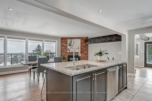 Additional image 7 of 1331 Portview Crt