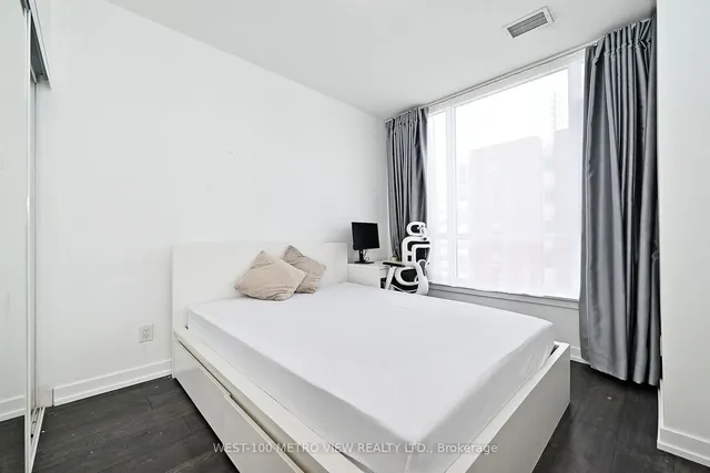 Additional image 21 of 200 Sackville St Unit 703