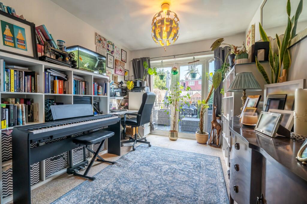 Additional image 6 of Elmstead Avenue, Chislehurst, Kent, BR7