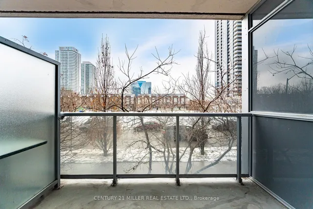 Additional image 27 of 181 Village Green Sq Unit 216