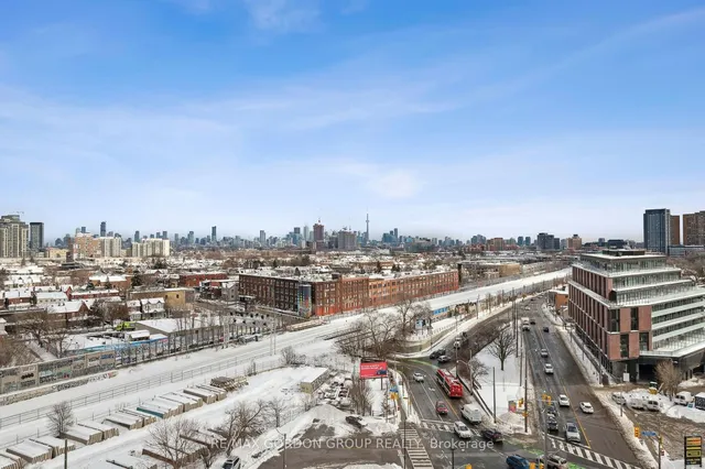 Additional image 31 of 2720 Dundas St Unit 423