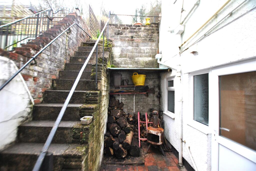 Additional image 16 of Bath Road, Totterdown