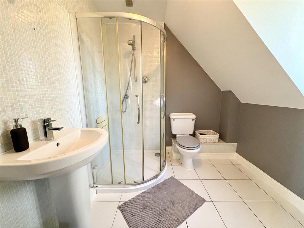 Additional image 22 of Little Dewlands, Verwood