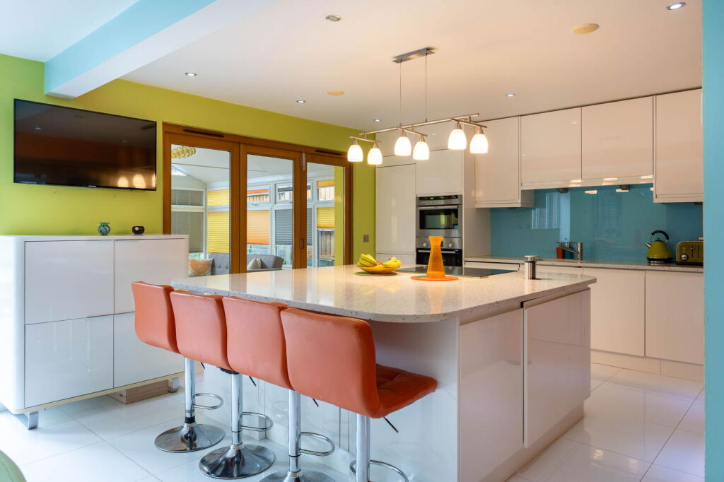 Additional image 4 of Groveley Lane, Cofton Hackett, B45 8UQ