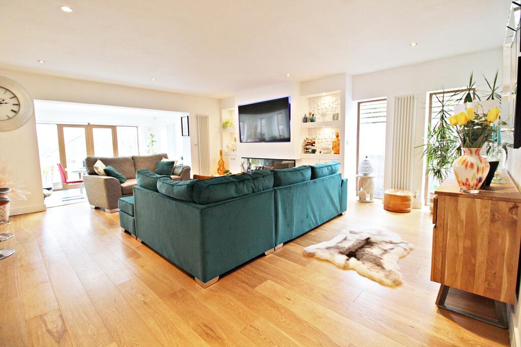 Additional image 14 of Manor Hill, Miskin, Pontyclun, Rhondda Cynon Taff. CF72 8JP