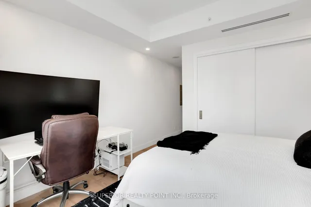 Additional image 21 of 180 University Ave Unit 4408