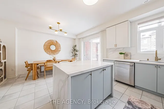 Additional image 23 of 525 Dundas St