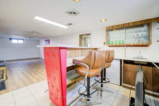 Additional image 25 of 11 Harber Ave