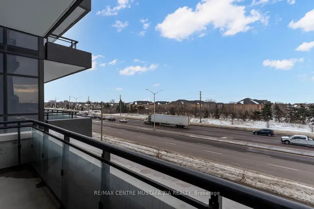 Additional image 33 of 395 Dundas St Unit 217