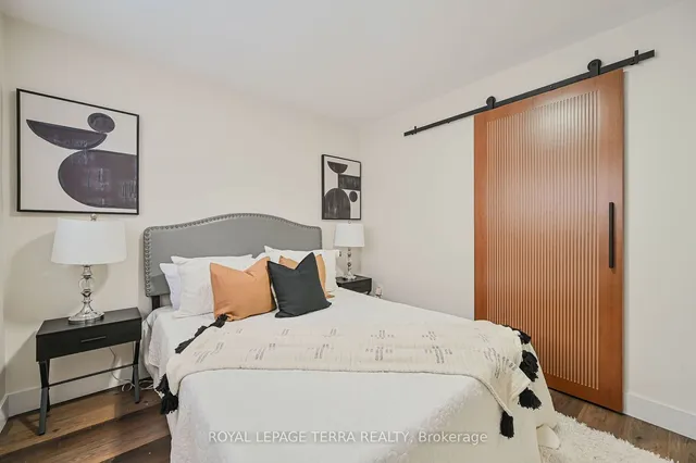 Additional image 16 of 96 Post Rd