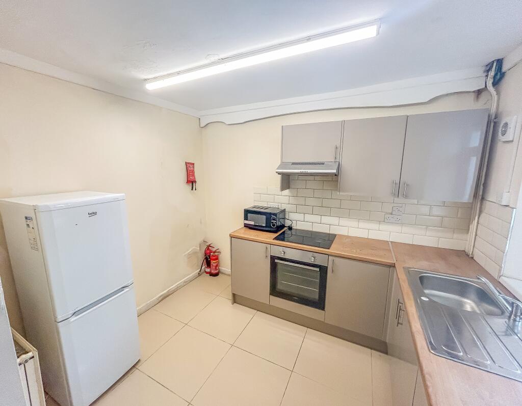 Additional image 4 of Broadway, Treforest,