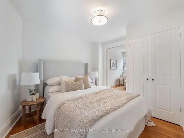 Additional image 27 of 49 Dearbourne Ave