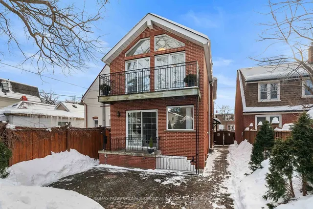 Additional image 34 of 38 Warren Cres