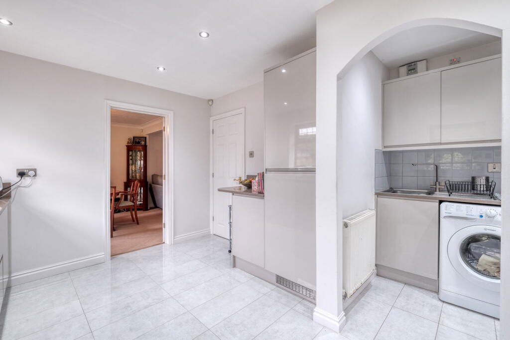 Additional image 17 of Primrose Close, Lickey End, Bromsgrove, B60 1GF