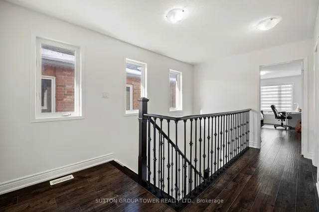 Additional image 21 of 58 Lightcatcher Circ