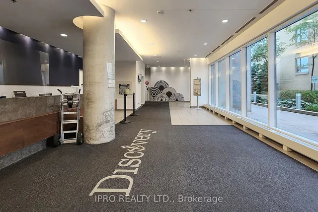 Additional image 11 of 19 Singer Crt Unit 302