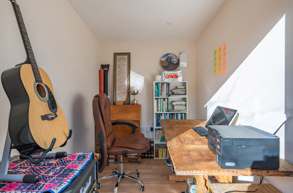 Additional image 12 of Northload Street, Glastonbury, BA6