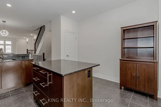 Additional image 16 of 1812 Burnhamthorpe Rd Unit 92