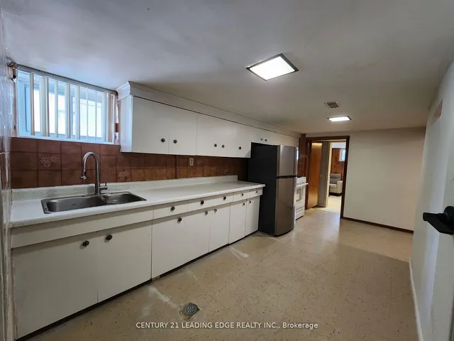 Additional image 8 of 1117 Glencairn Ave